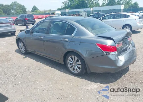 2012 Honda Accord 2.4 Ex-L z USA, uszkodzony, nr VIN 1HGCP2F81CA032800